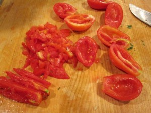 Quick-Garlicky-Spinach-and-Tomato-Stirfry-choppedtomatoes