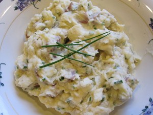 Roasted Garlic Mashed Potatoes - GFCFSF